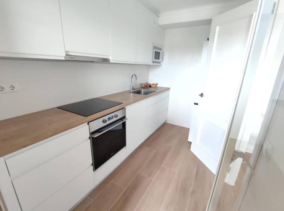 Amplio Apartamento Con Piscina Al Lado De La Playa Кастел Пладжа де Аро Екстериор снимка